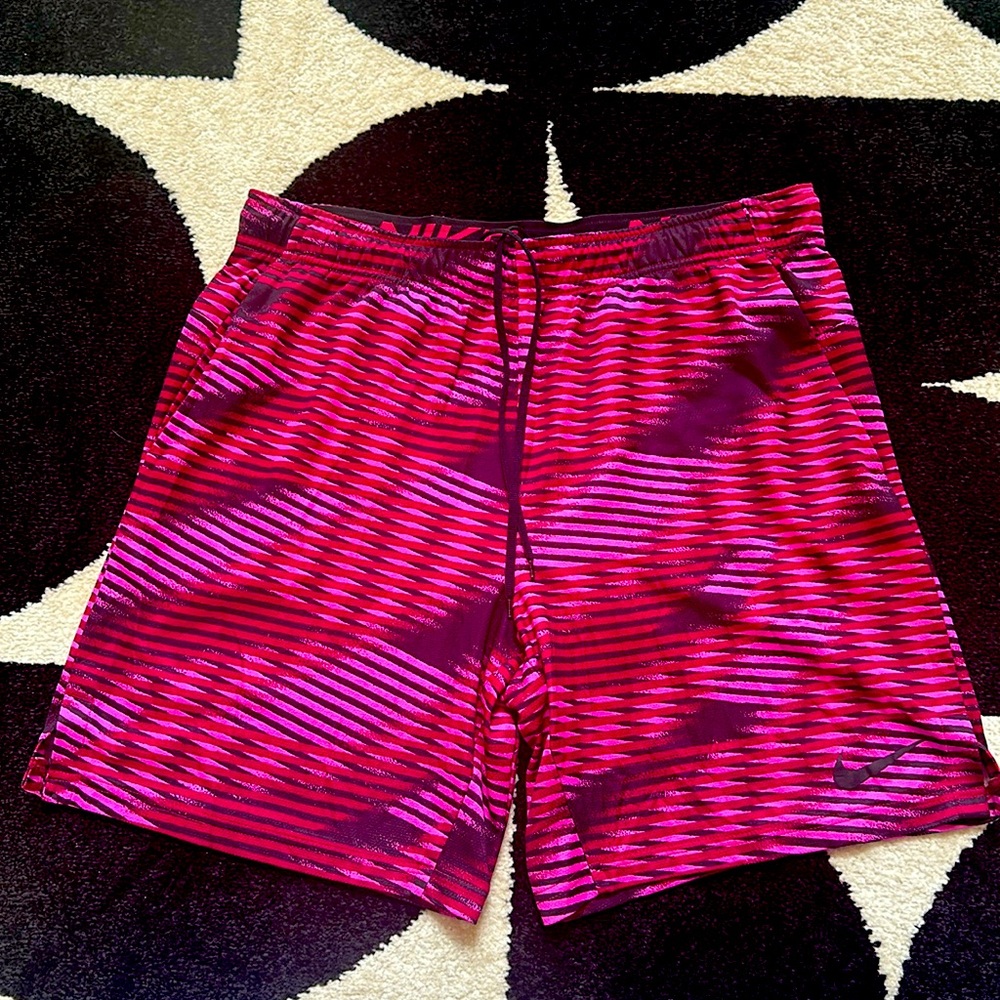 Men’s Nike shorts XL